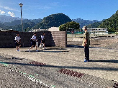 9.15　登校４