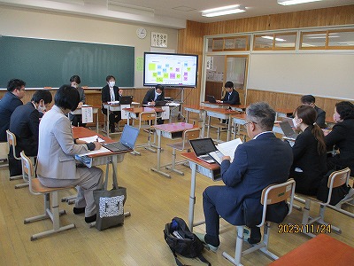 3年