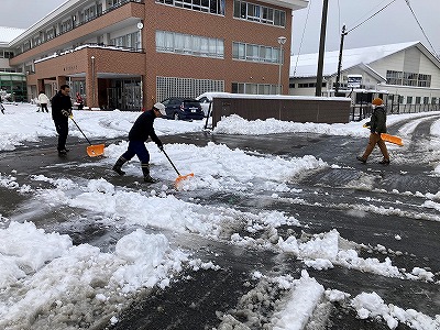 2.6雪かき3