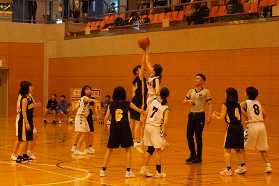 ２