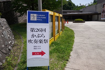 １