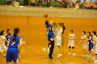２