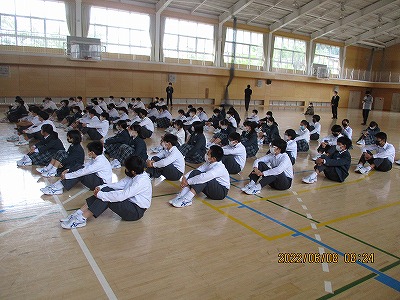 学校朝礼２