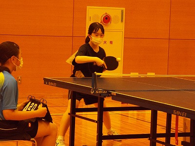 １