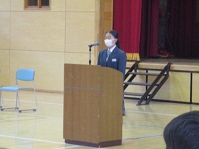 １０
