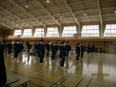 １