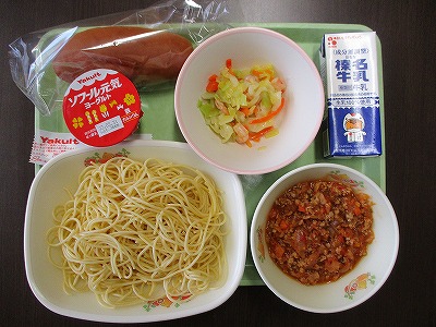 ４
